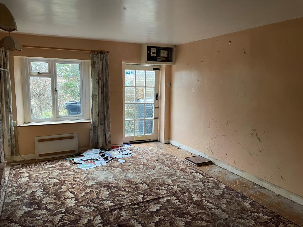 Lot: 26 - HOUSE FOR IMPROVEMENT -